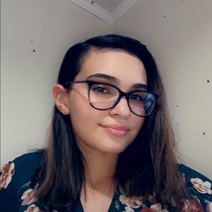 Meet your Posher, Jeanelis